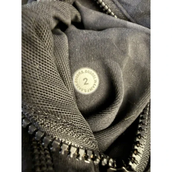 Lululemon Define Jacket Black Grey Camo Women's Size 2 - Picture 6 of 6